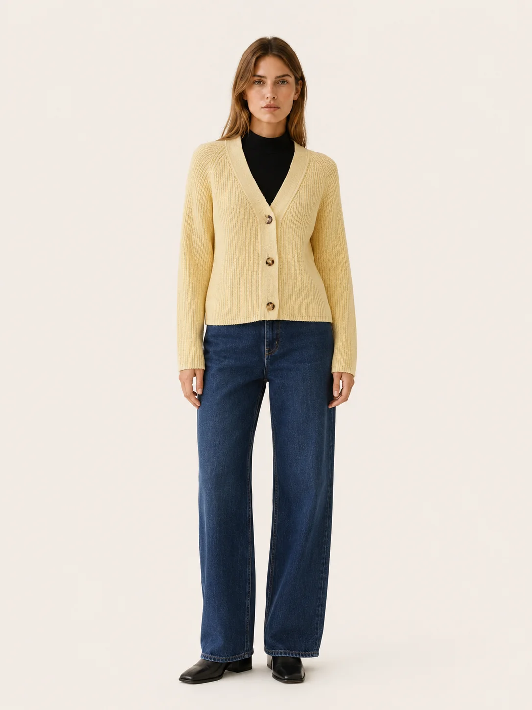 Lysandra | Classic V-Neck Ribbed Button Cardigan